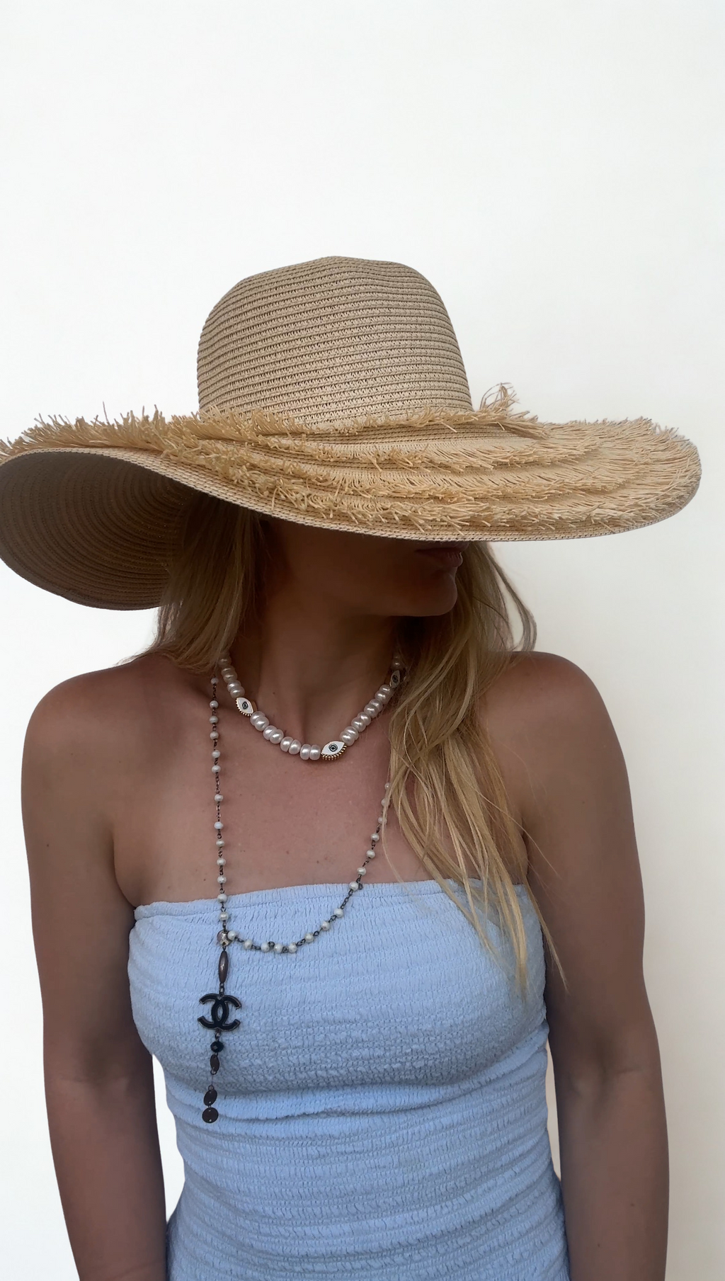 Victoria pearl evil eye necklace